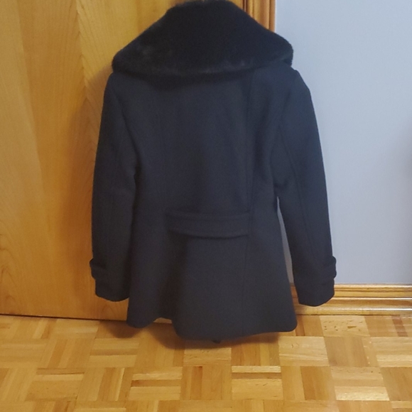 Coat - Picture 4 of 5